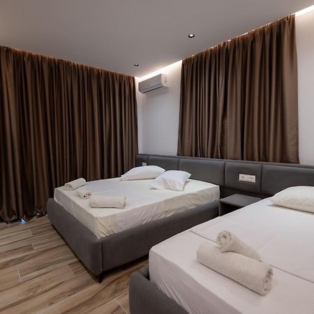 Rest Hour Hotel Ксаміл Екстер'єр фото